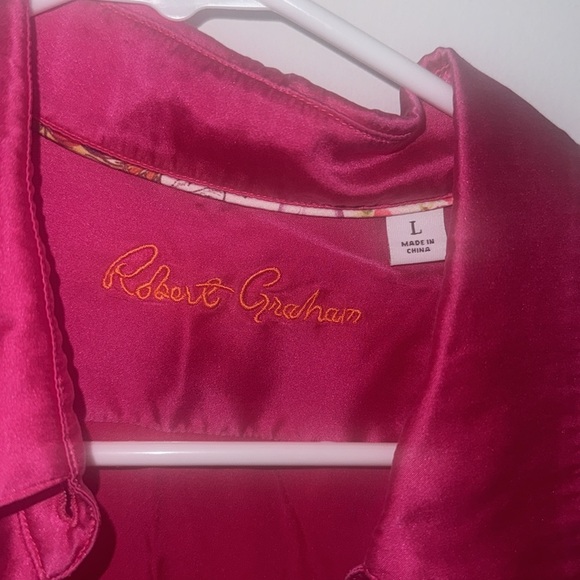 Robert Graham silk top - Picture 3 of 3